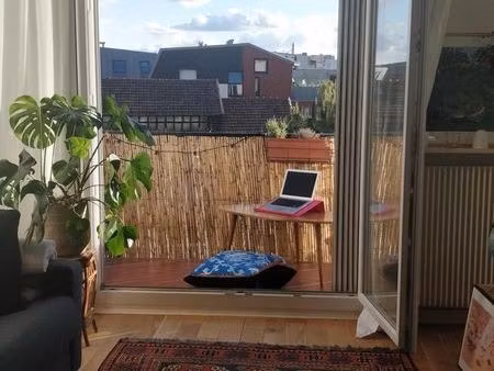 appartement de 65m2 + 7m2 de terrasse + jardin + très lumnieux