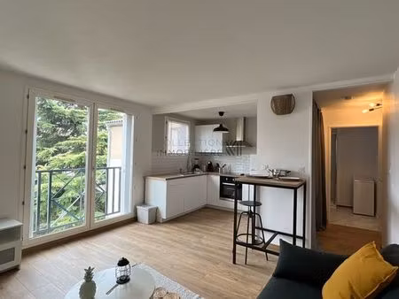 studio 1 pièce 30 m²