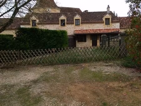 maison à louer à beauregard et bassac 24140