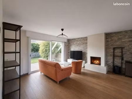 maison 8 pièces 125 m²
