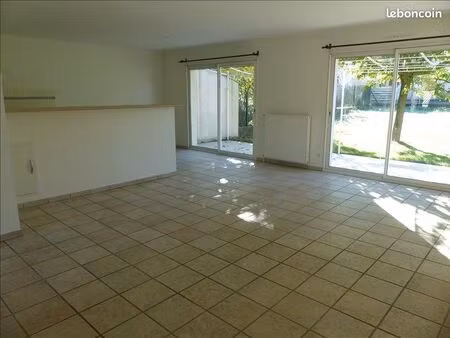 villa 5 pièces 107 m²