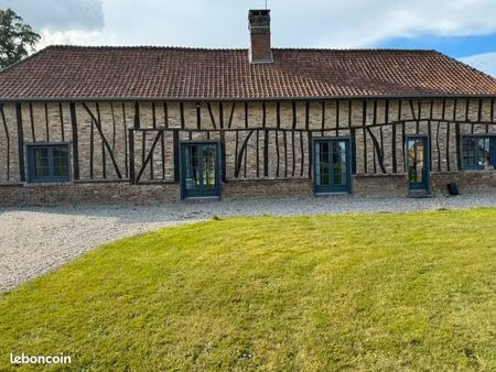 location maison genre chaumine