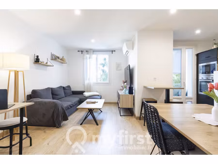 appartement de trois pièces sur valbourdin  avec parking et terrasse !
