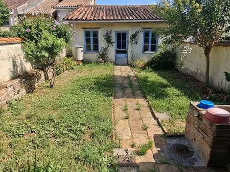 maison de ville à moissac (82200)