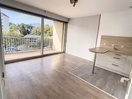 chambery  comte  joli t2 très lumineux