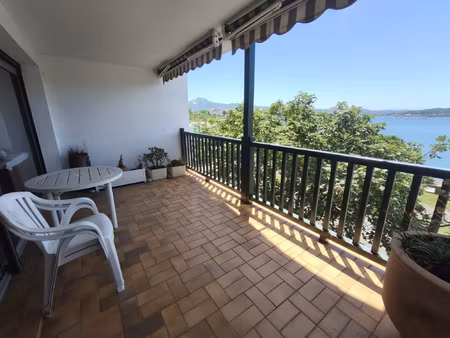 hendaye baie  appartement t3 de 97 5m2 carrez terrasses gara