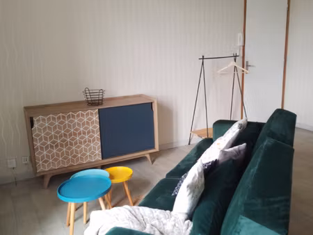 fougeres : appartement meuble t2