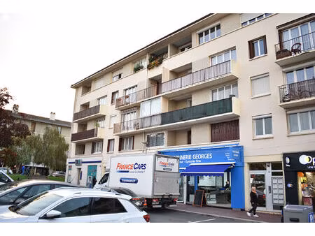 appartement f3 entièrement rénové