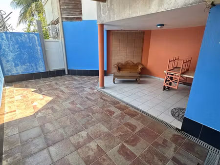 appartement de 20m2 à louer 950 eur par mois à kourou