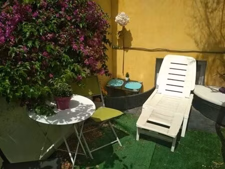 deux pièces avec balcon