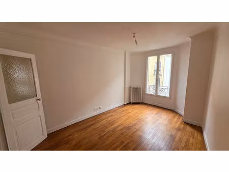 paris 11? ? métro rue saint-maur ? 2 pièces de 35 86 m²
