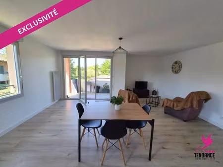 saint-jory – t4 lumineux avec terrasse  balcon et 2 places de parking.