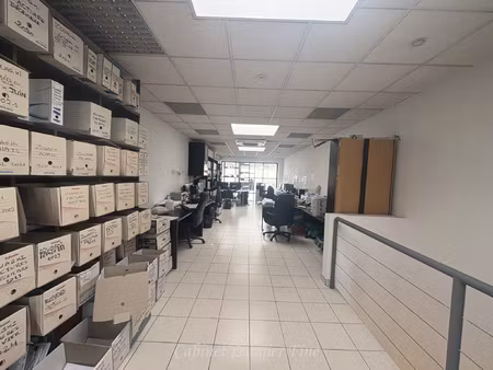 local commercial prado