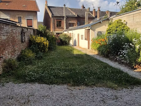 maison de caractère à louer crécy-sur-serre (02)