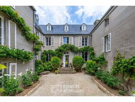 hôtel particulier du 17ème siècle en coeur de ville