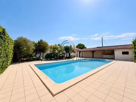 saint-pierre-d'aurillac maison plain-pied 4 chambres piscine