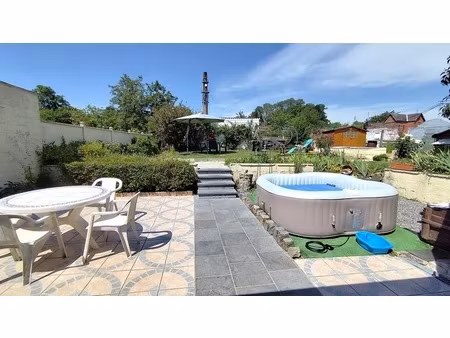 maison semi-individuelle de 159 m² à etroeungt (59)