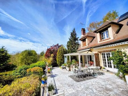 belle maison familiale 5 ch dans un écrin boisé avec vue dégagée