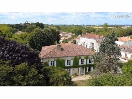 propriété 12 pièces 500 m²
