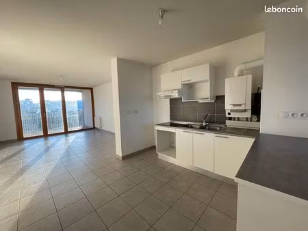 appartement 3 pièces 67 m²