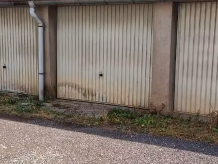 garage dans propriété privée
