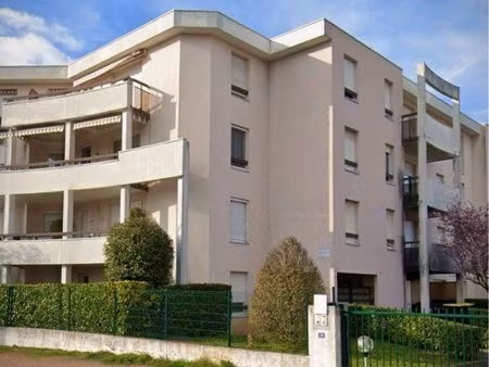 particulier loue f2 t2 dijon rue maréchal franchet d’esperey. récent et sécurisé