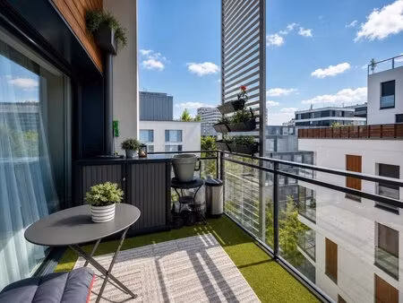 appartement 3 pièces de 62 m² à colombes