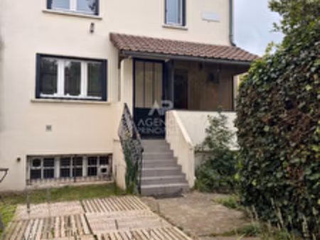 maison individuelle 140 m² 5 pièces avec jardin - secteur lycée international saint germai