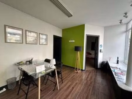 location bureaux et commerces à janzé (35150) : à louer / 45m² janzé