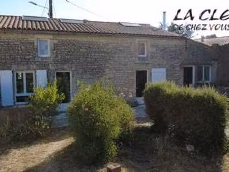 vente maison à benet (85490) : à vendre / 123m² benet