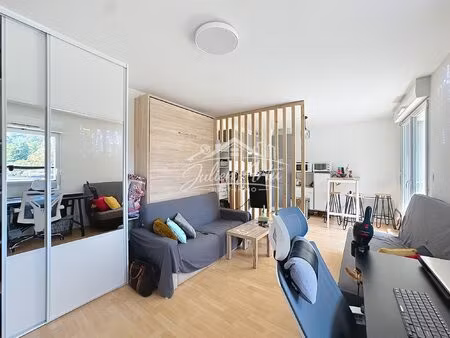 appartement t1 de 31 m2 avec terasse et parking