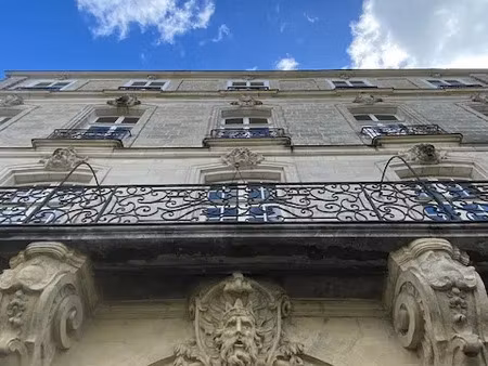 grand appartement de caractère à rénover nantes centre dans très bel ancien