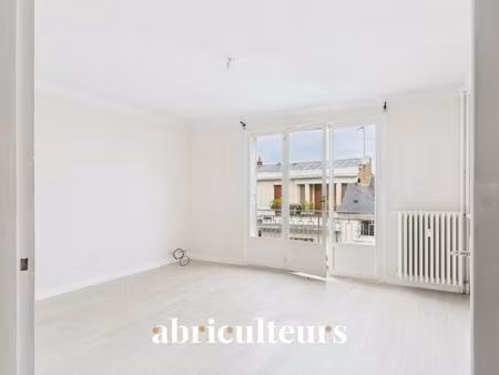 tours centre - appartement t2 avec terrasse et balcon – lumineux  au cœur du quartier sale