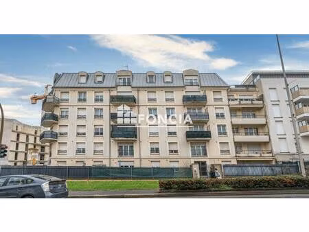 appartement 2 pièces + espace bureau dans une résidence récente