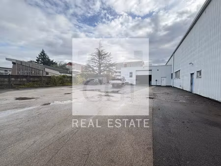 location commerce 2690 m² à belleville-en-beaujolais (69220)
