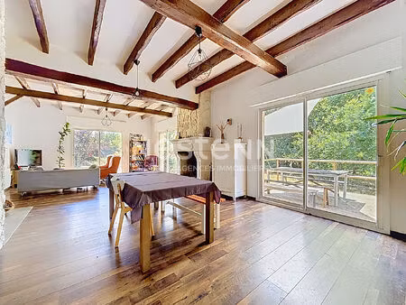 maison au calme 8 chambres avec énorme potentiel