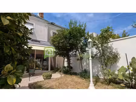 maison en viager occupé tours. couple de 80 et 74 ans