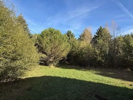 terrain - 924m ²