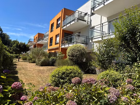 appartement 3 pièce(s) 66 m2 avec garage et parking