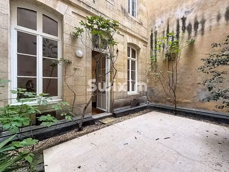 appartement 2 chambres avec cours intérieures
