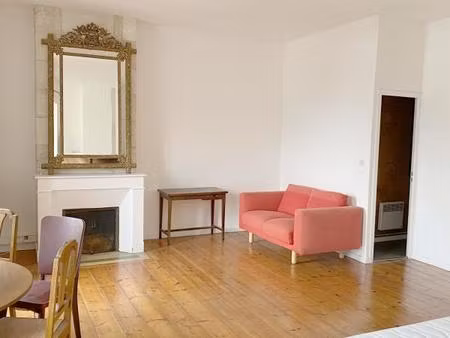 t1 42m² meublé quartier sainte croix