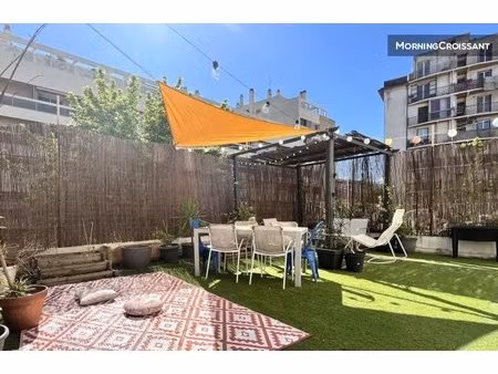 t3 terrasse + parking