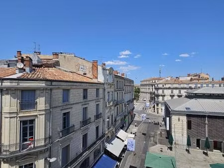 a louer grand 4 pièces au cœur du centre historique