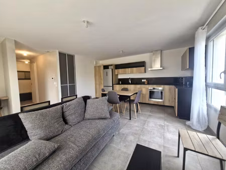 appartement 2 pièces  rez de jardin  48 m²