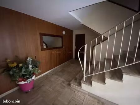 appartement 3 pièces 77 m²
