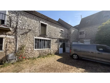 neauphle le vieux - entrepot