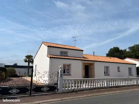 maison individuelle centre ville d'aizenay