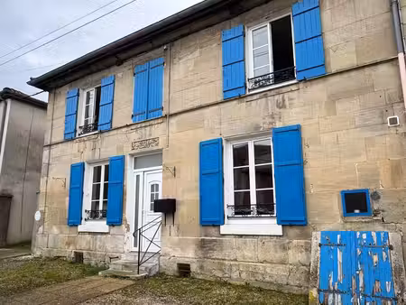 belle maison de village avec dépendances et jardinet
