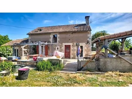 maison de campagne à archigny 5 pièces . 3 chambres