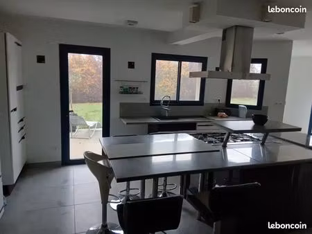 maison d’architecte entièrement meublée et entièrement décorée